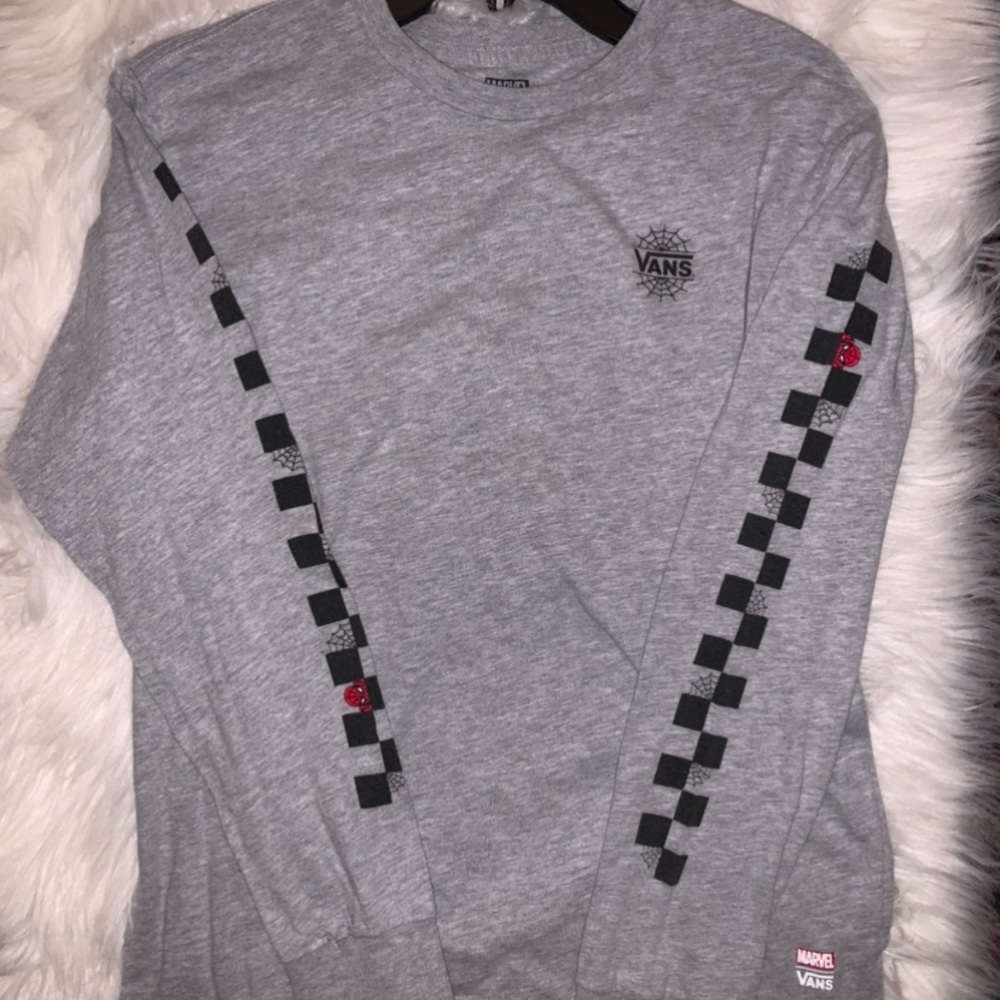 nwot vans x marvel long sleeve
